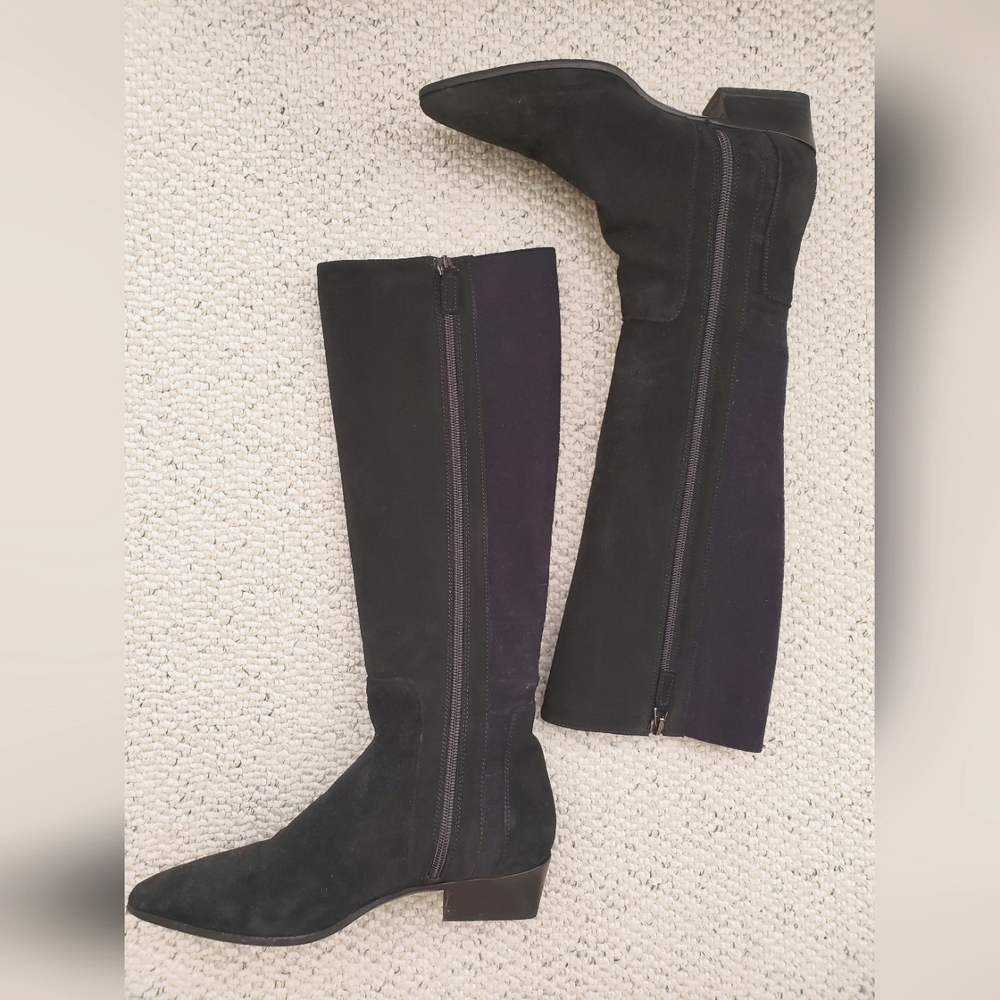 Aquatalia Black Heeled Boots Sleek Suede Leather Pull On Design Size 6